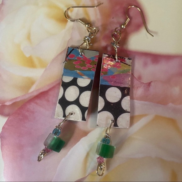 AMELIA PASTICHE DESIGN ooak upcycied earrings - Picture 3 of 5
